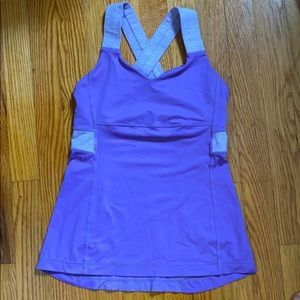 Lululemon workout top